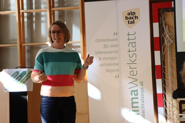 Susanne Drexler von der GeoSphere Austria hielt einen spannenden Impulsvortrag zum Klimawandel. | Foto: Nimpf