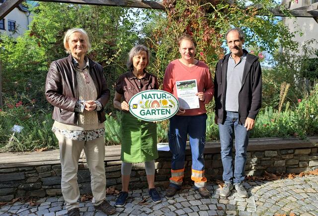 v.li.n.re.: Referentin Hadwig Soyoye-Rothschädl, Christiane Hannauer (Amt der NÖ Landesregierung Abteilung, Umwelt- und Energiewirtschaft / RU3), Peter Maximilian Ebersberger und Referent Gert Frischenschlager | Foto: „Natur im Garten“ / S. Strobelberger