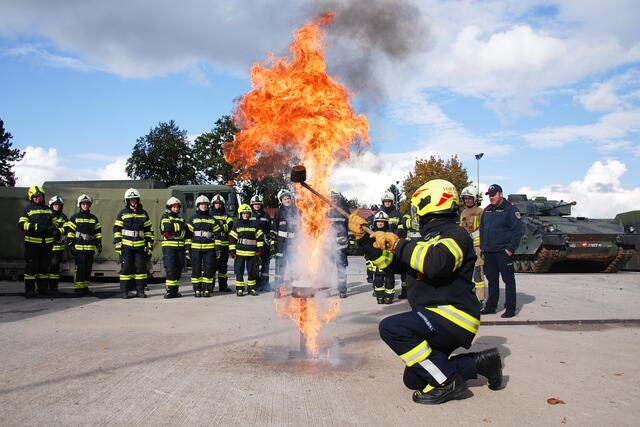 Bei der Ausbildung wurde bereits intensive Praxisarbeit geleistet. | Foto: BFKDO Ried/Bruckbauer