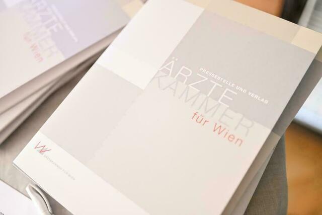 Im Pilotversuch sollen Mediziner des Ärztefunkdienstes die Stellen auf Zeit abdecken.  | Foto: Stefan Seelig