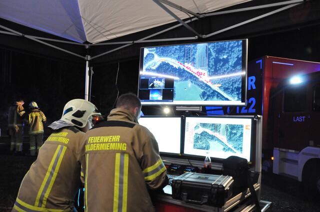 Bei der Feuerwehr Wildermieming liefen alle Informationen über die Einsatzbereiche der Übung zusammen.