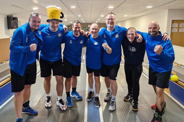 Das Siegerteam des KSK Klagenfurt-Magdalensberg im Burgenland.
von links: Patrick Geier, Andrej Lahovec, Daniel Waldhauser, Dominik Konec, Werner Rössler, Günter Snieder jun. und Roman Leitner