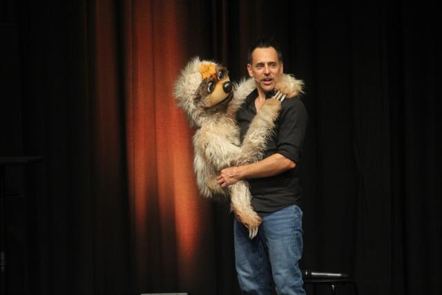 Neu in der Show von Tricky Niki ist das Faultier "Diego". | Foto: MeinBezirk/Hofmüller