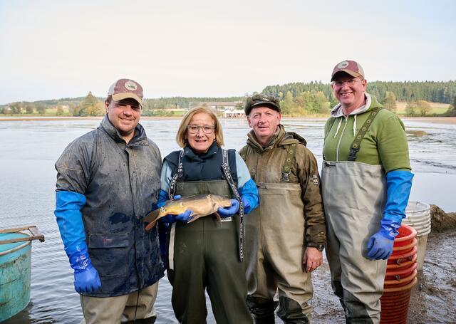 Beim „Litschauer Fischtanz“. | Foto: NLK Pfeiffer