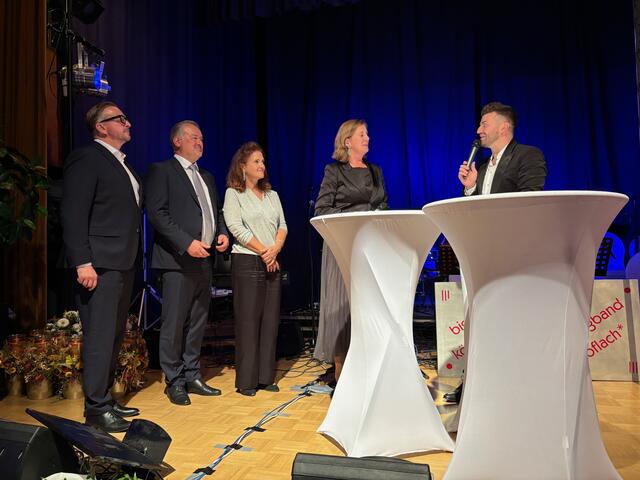 Diskussionsrunde mit Helmut Linhart, Günter Riedenbauer, Susanne Haubenhofer und Landesrätin Barbara Eibinger-Miedl | Foto: Almer