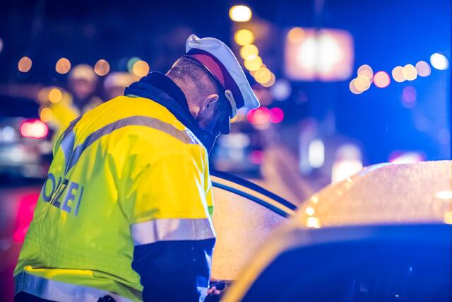 Bei einer Verkehrskontrolle Sonntagfrüh in der Nähe des Gürtels wurden drei Raser angehalten. (Symbolbild) | Foto: BMI/Pachauer