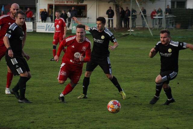 Mit ordentlich Biss forderten die Gäste aus Mariasdorf die Heimmannschaft. | Foto: Angelina Kaiser