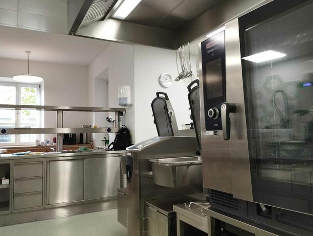 Die Lehrküche der LFS ist gut ausgestattet. | Foto: Mein Bezirk