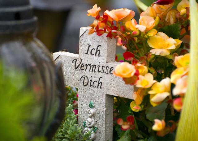 Das Trauercafé ist ein offenes Angebot für alle, die den Tod eines nahen Menschen betrauern und dabei nicht allein sein wollen. | Foto: Symbolbild Fotolia