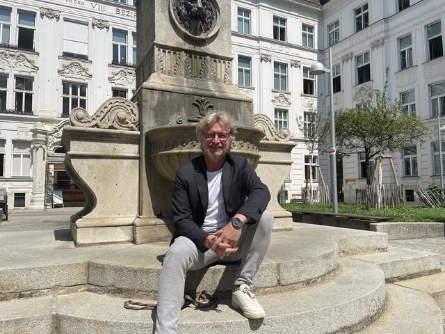 Bezirkschef Fabisch steht in engen Austausch mit Behörden und Josi. | Foto: Fabian Franz/MeinBezirk