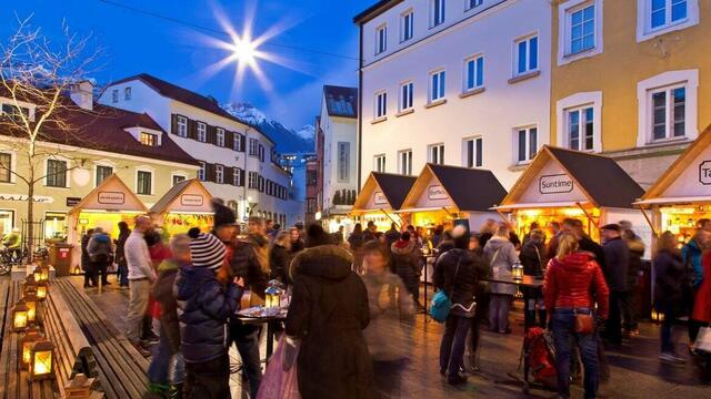 Der kunstvolle Christkindlmarkt am Wiltener Platzl öffnet am 24.11. | Foto: Zangerl