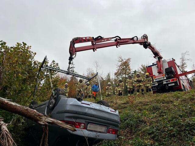 Feuerwehr im Einsatz. | Foto: FF Hallein