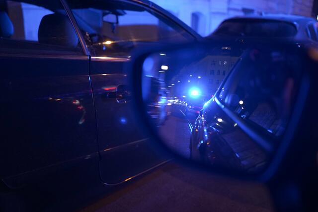 Nach einem Autoeinbruch wurde ein Mann vorläufig festgenommen. (Symbolfoto) | Foto: Max Spitzauer/RMW