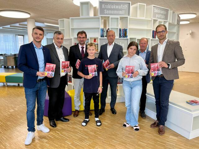 EIne Karrieretag-Broschüre wurde vorab an alle Schulen im Bezirk Rohrbach verteilt. | Foto: WKO Rohrbach