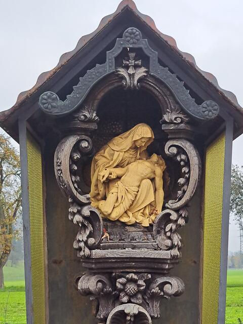 Am Friedhof in Scheibbs. | Foto: Stefanie Machtinger