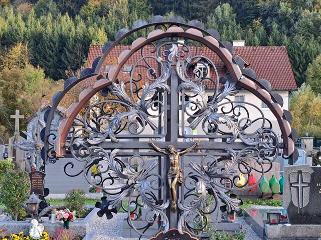 Impressionen vom Friedhof in Randegg. | Foto: Stefanie Machtinger