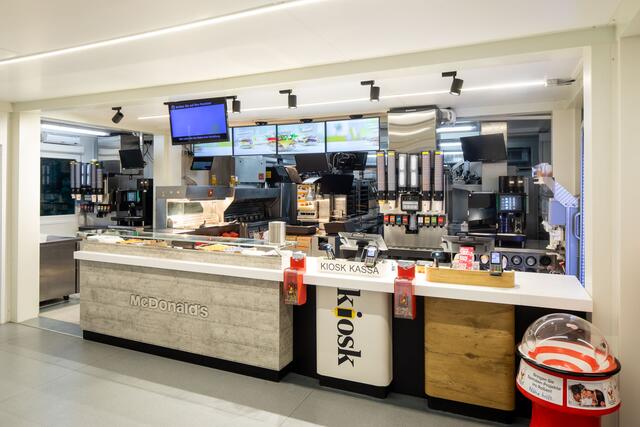 Das Pop-up Konzept, das bereits erfolgreich bei ausgewählten McDonald’s Restaurants in Österreich während Neu- und Umbauten umgesetzt wurde, kommt nun erstmals in Nordtirol zum Einsatz. | Foto: McDonalds Österreich