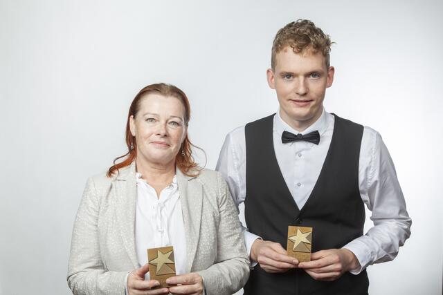 Restaurantfachmann Stefan Martin - Hotel Restaurant Schloss Seggau - mit Ausbilderin Sabine Weinzierl. | Foto: Foto Fischer