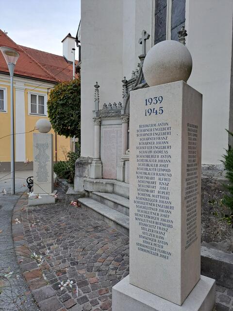 Das Kriegerdenkmal in Gresten. | Foto: Stefanie Machtinger