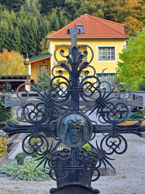 Impressionen vom Friedhof in Randegg. | Foto: Stefanie Machtinger