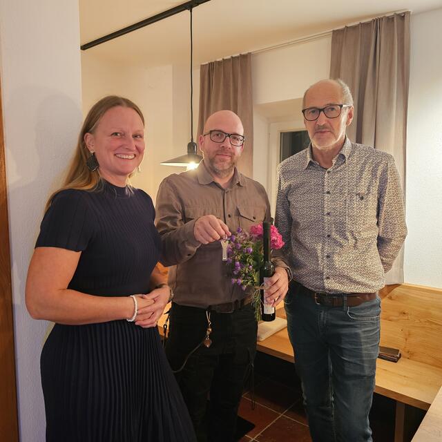 Von links: Christine Frauscher (TVB Lamprechtshausen), der neue Obmann Robert Koller und sein Vorgänger Walter Mühlbacher. | Foto: Christine Frauscher