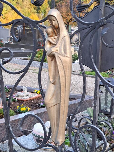 Impressionen vom Friedhof in Randegg. | Foto: Stefanie Machtinger