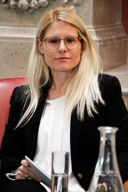 Eine Zusatzfunktion neben der Abgeordnetenarbeit gibt es auch für die Wiener FPÖ-Politikerin Ricarda Berger. Sie wurde als eine der fünf Schriftführerinnen und -führer seitens der FPÖ, ÖVP und SPÖ einstimmig gewählt. (Archiv) | Foto:  Barbara Loschan / SEPA.Media / picturedesk.com