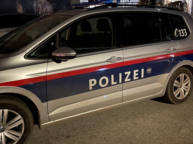 Die Polizei nahm den Unfallhergang auf. | Foto: Alexandra Goll