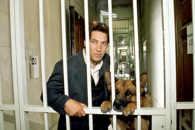Dynamisches Duo: Schauspieler Tobias Moretti mit "Rex". (Archiv) | Foto: Ali Schafler / First Look / picturedesk.com