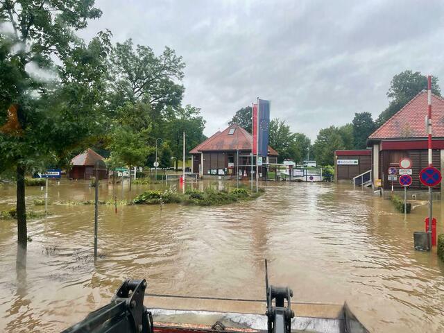 Das Hochwasser hat großen Schaden angerichtet. | Foto: Stadtgemeinde