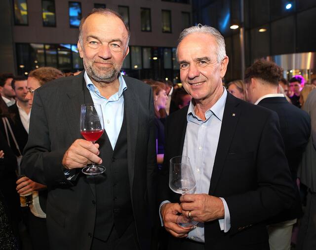 LIVA-Aufsichtsratsvorsitzender Meinhard Lukas, RLB OÖ-Aufsichtsratspräsident Volkmar Angermeier | Foto: RLB OÖ/Maringer