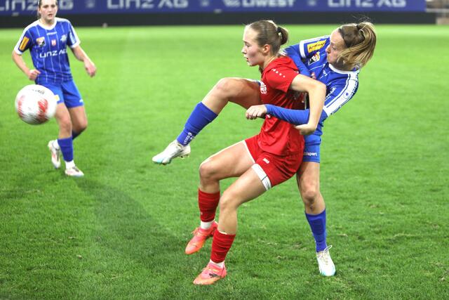 Mia Rose für Red Bull Salzburg im Einsatz. | Foto: Bernd Speta