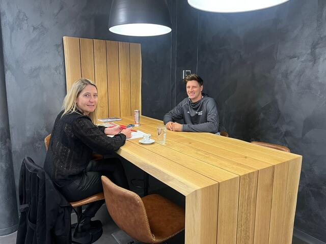 Daniel Routil im Interview mit Angelika Kern, MeinBezirk. | Foto: Sander