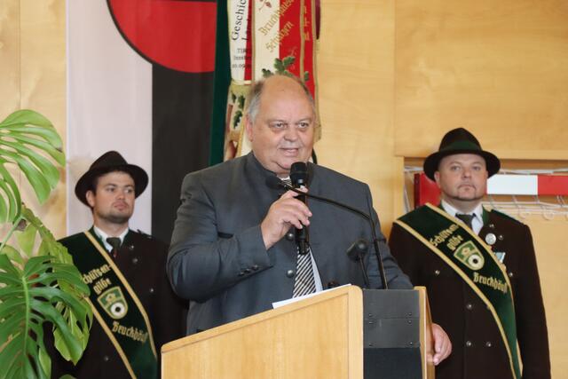 Kirchbichler Bürgermeister Herbert Rieder eröffnete die Feierlichkeit mit einer Ansprache. | Foto: Nimpf