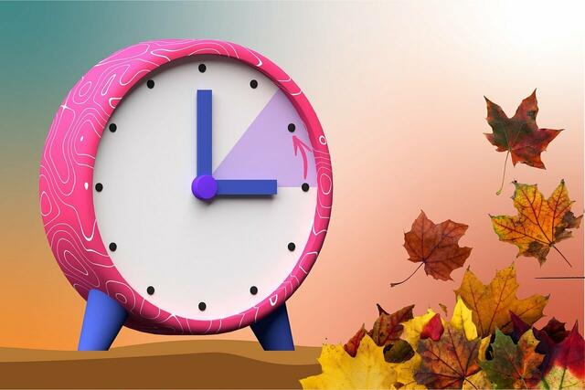 Um 3 Uhr in der Früh heißt es: bitte um eine Stunde  zurückstellen | Foto: Bild von Rosy / Bad Homburg / Germany auf Pixabay