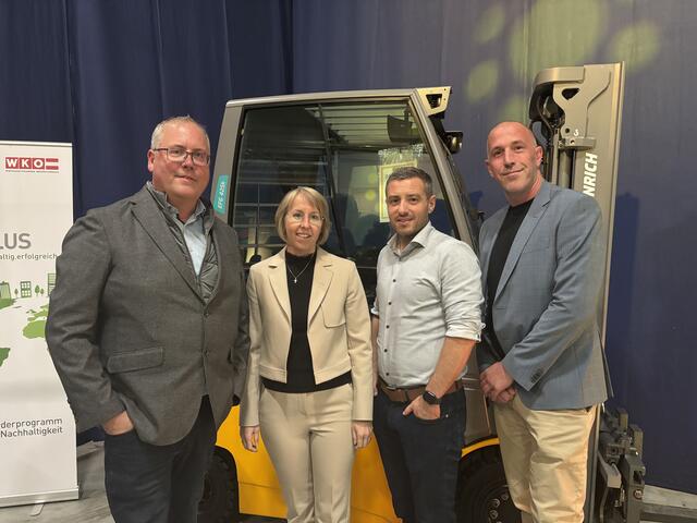 Hubert Schlager, WKO-Perg-Obfrau Eveline Grabmann, Kurt Leonhartsberger (Klima- und Energie-Modell-Region), Ronald Gattringer.  | Foto: MeinBezirk Perg/Köck