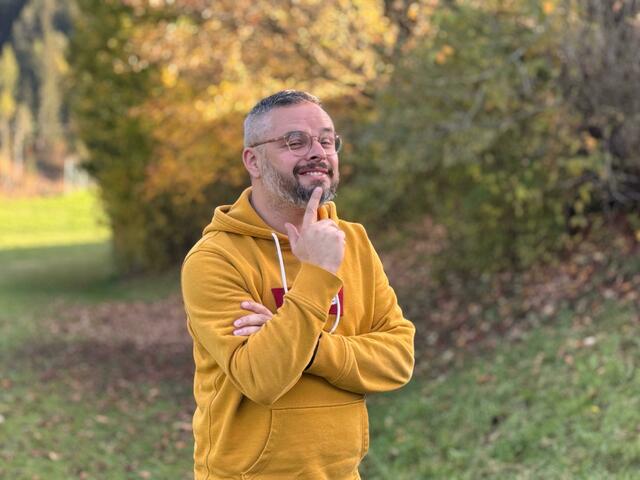 Gabriel Castañeda im Interview mit "Mein Bezirk" | Foto: Tatschl