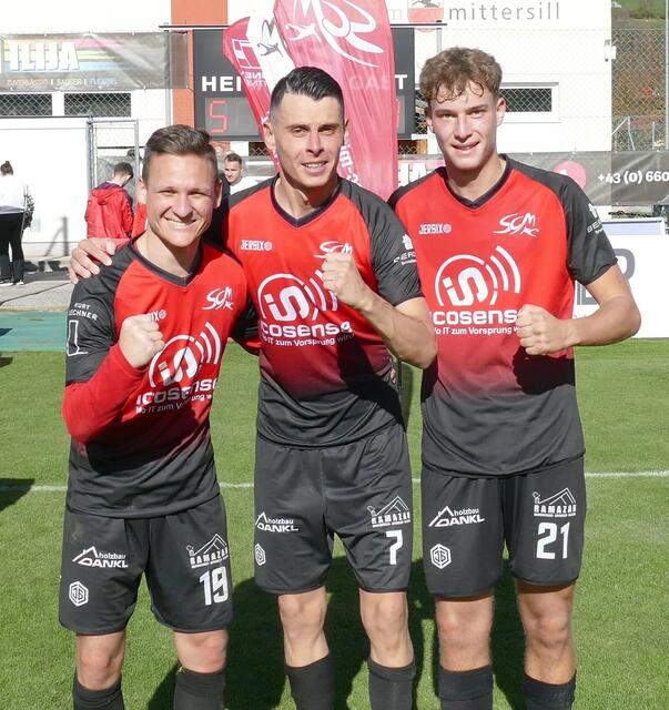 Die Torschützen: Josef Viertler, Serkan Durmus und Simon Elmer.