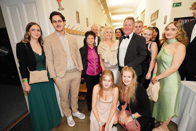 NR Johann Weber mit Familie.