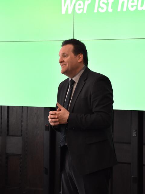 LR Zumtobel: "Über ganz Tirol spannt sich ein Klimanetzwerk. Dass wir nun auch grenzüberschreitend voneinander lernen, ist ein weiterer Meilenstein." | Foto: Land Tirol/Knabl