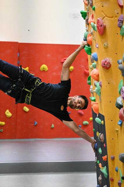 Mit Körperbeherrschung sind auch solche Übungen möglich. 