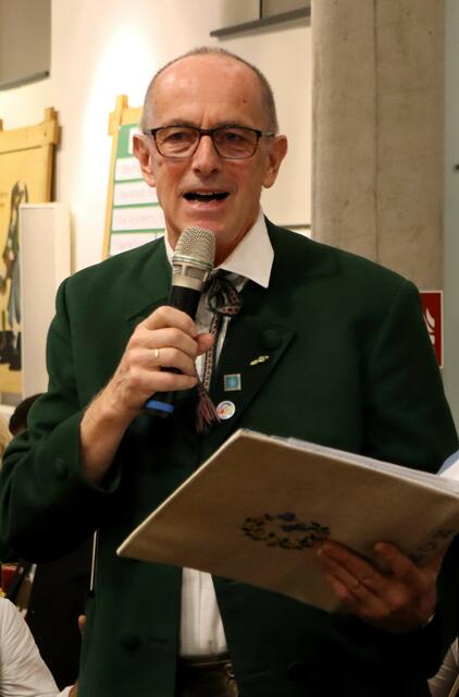 Obmann Peter Nöhrer bei seiner Begrüßung