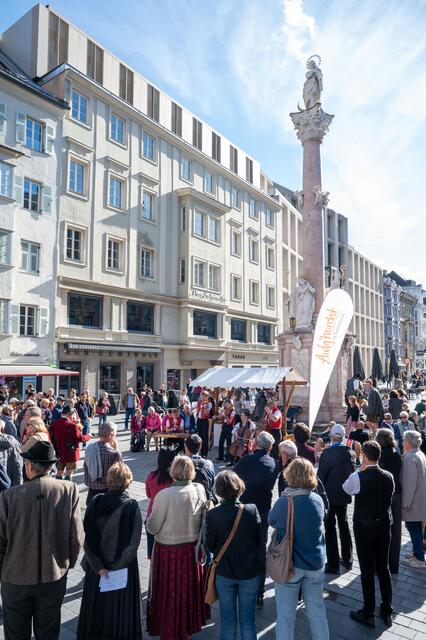 Tausende Volksmusikbegeisterte waren bei "Aufg'horcht in Innsbruck" in der Landeshauptstadt anzutreffen. | Foto: TVM