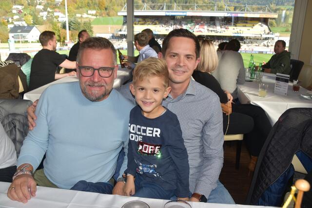 Armin Feldbacher mit Phillip und Mario Ellersdorfer (von links) | Foto: Teferle (36)
