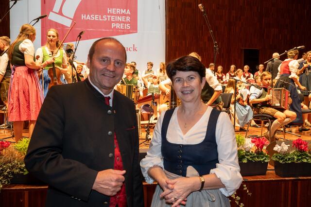 LHStv. Josef Geisler und Caritasdirektorin Elisabeth Rathgeb | Foto: TVM