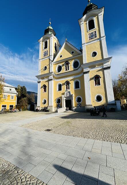 Neue Pflasterung am St. Johanner Kirchplatz. | Foto: Kogler