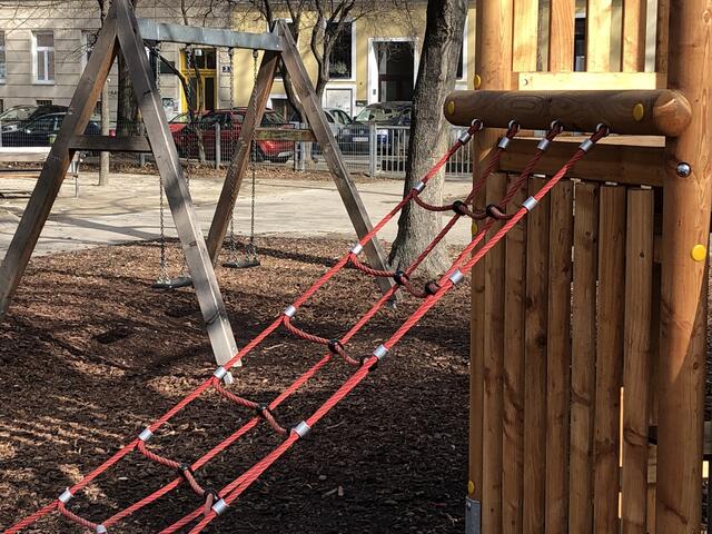 Im Hermann-Leopoldi-Park soll es zu einer Bluttat gekommen sein. (Archiv) | Foto: Karl Pufler/MeinBezirk Wien