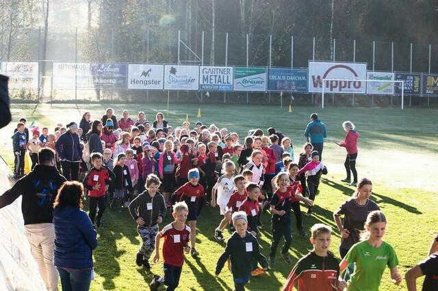 Kinder beim Start. | Foto: Manfred Weinberger