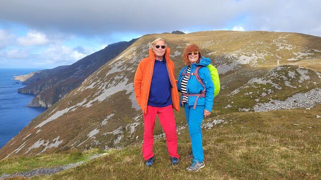 Weltenbummler: Peter Bochnik und Helga Langer in Irland. | Foto: Privat