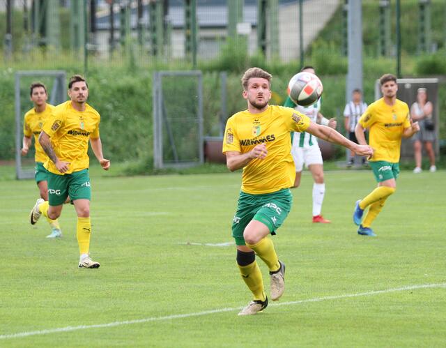 Perfekte Saison? Der SV Haming feiert zwölf Siege in zwölf Meisterschaftsspielen, Torverhältnis 46:6, der Aufstieg von der Landesliga West in die Hypo Tirol Liga ist das klare Ziel. | Foto: sportszene.tirol/Leitner